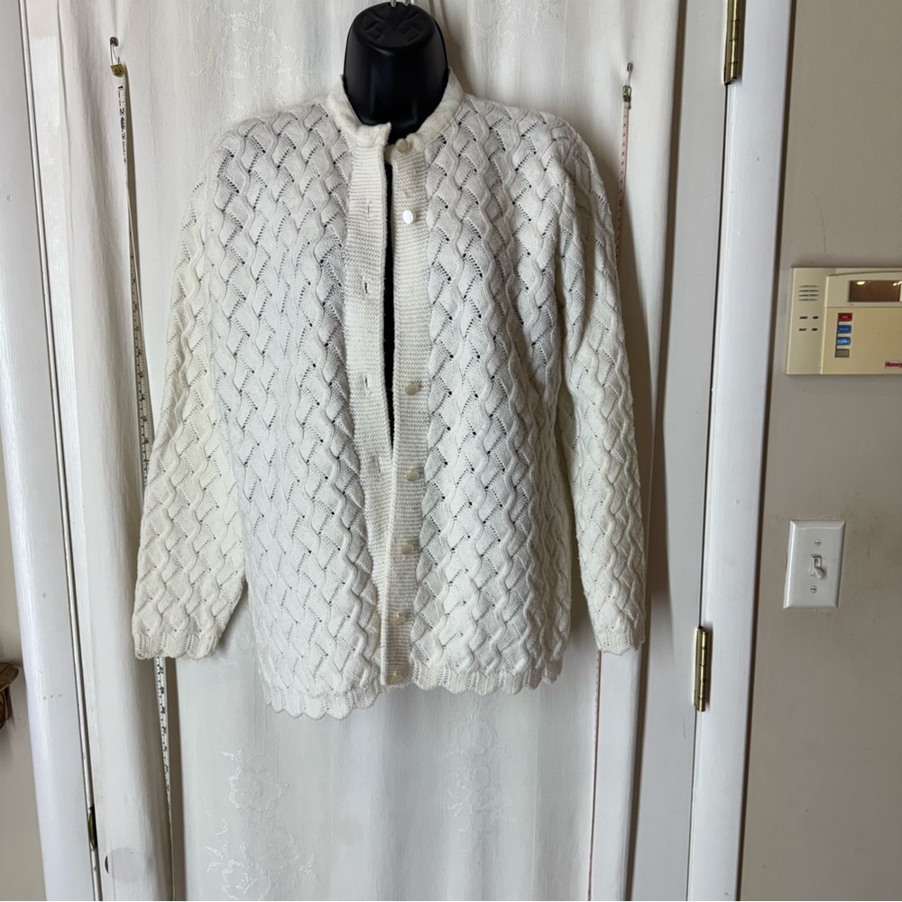 Vintage Wintuk White Cardigan